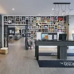 Hotel Legere Express