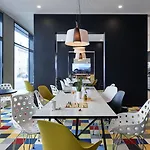 Hotel Legere Express