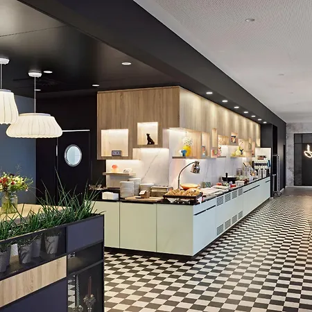 Hotel Legere Express