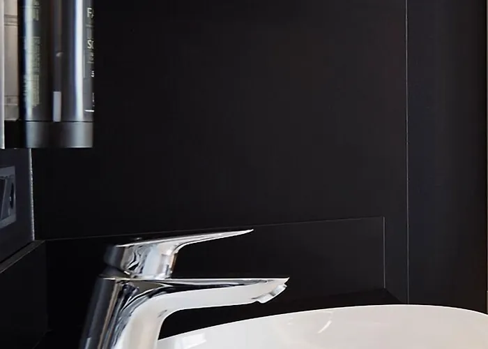 Légère Express Hotel 3*